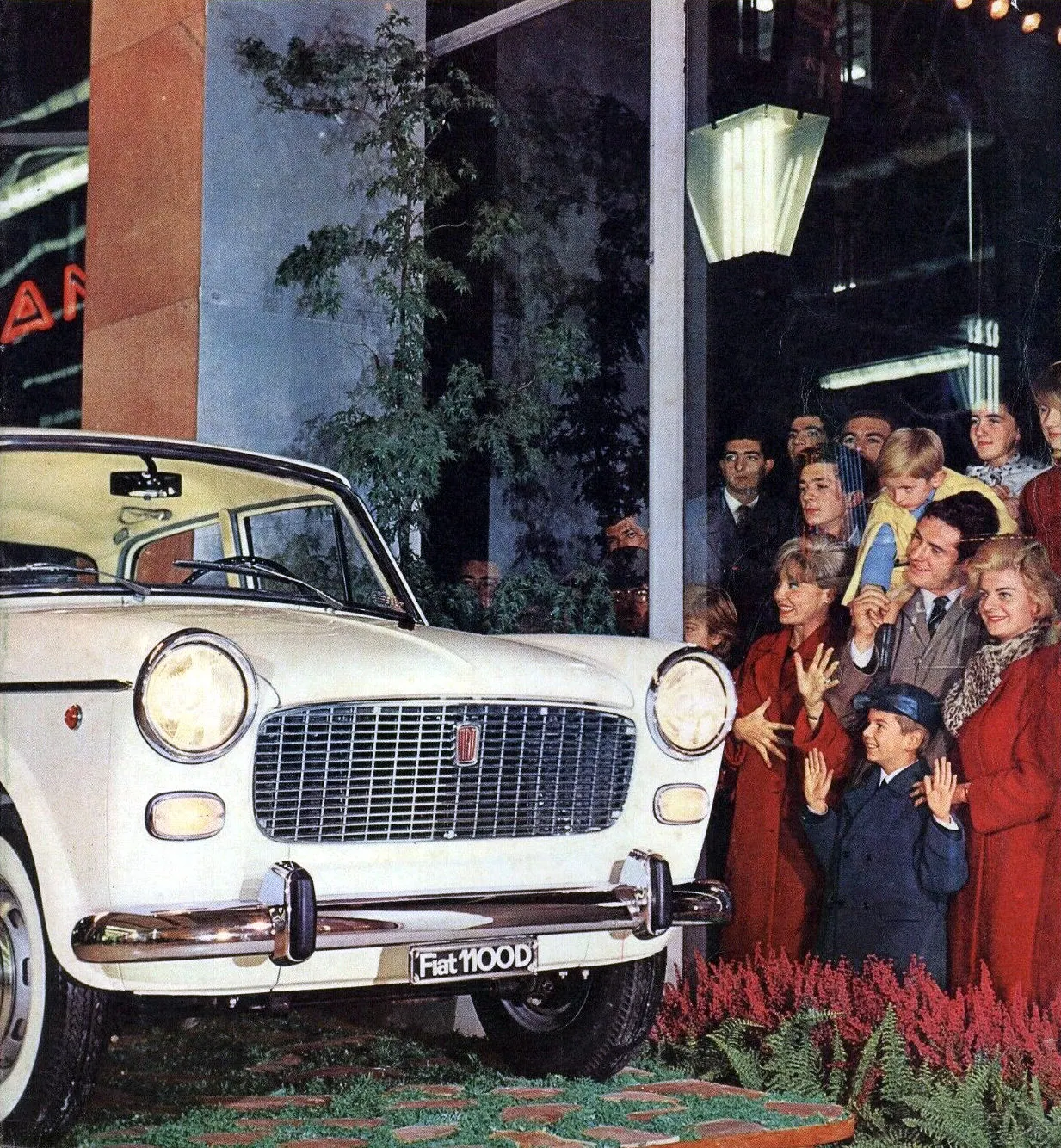 Vetrina Fiat a Torino nel 1962